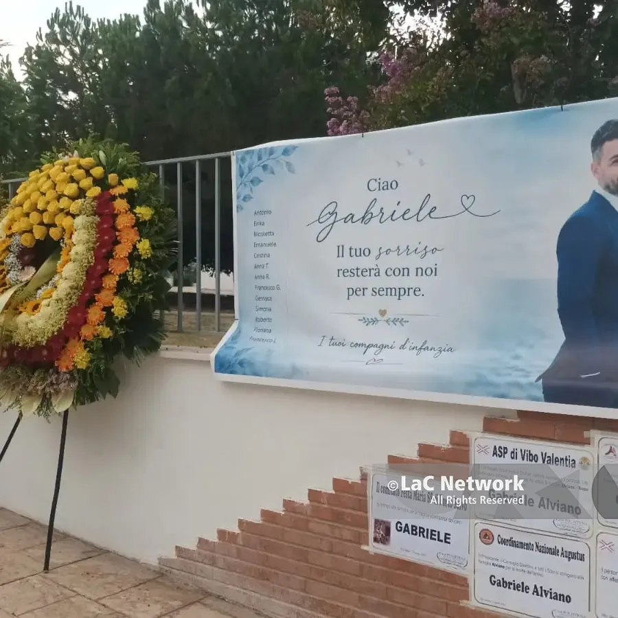 La sorella Nunzia, i cugini, i colleghi del 118: lo straziante ricordo di Gabriele Alviano nelle parole di chi lo amava e stimava\n