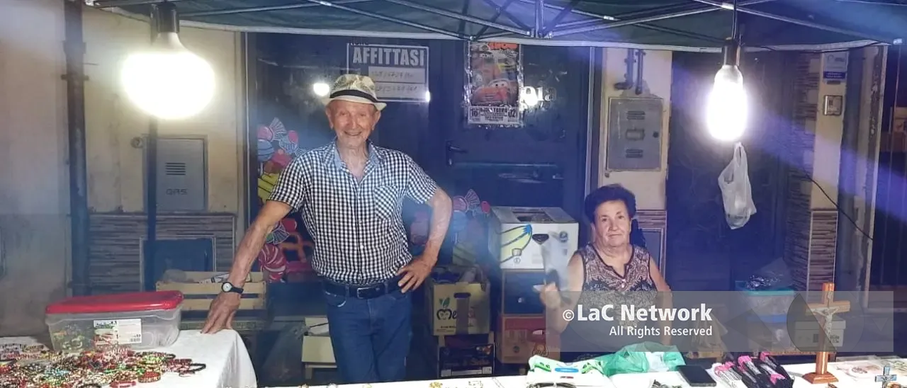 San Ferdinando, 54 anni insieme tra feste e mercatini: la storia d'amore e resilienza di Domenico e Giuseppina\n