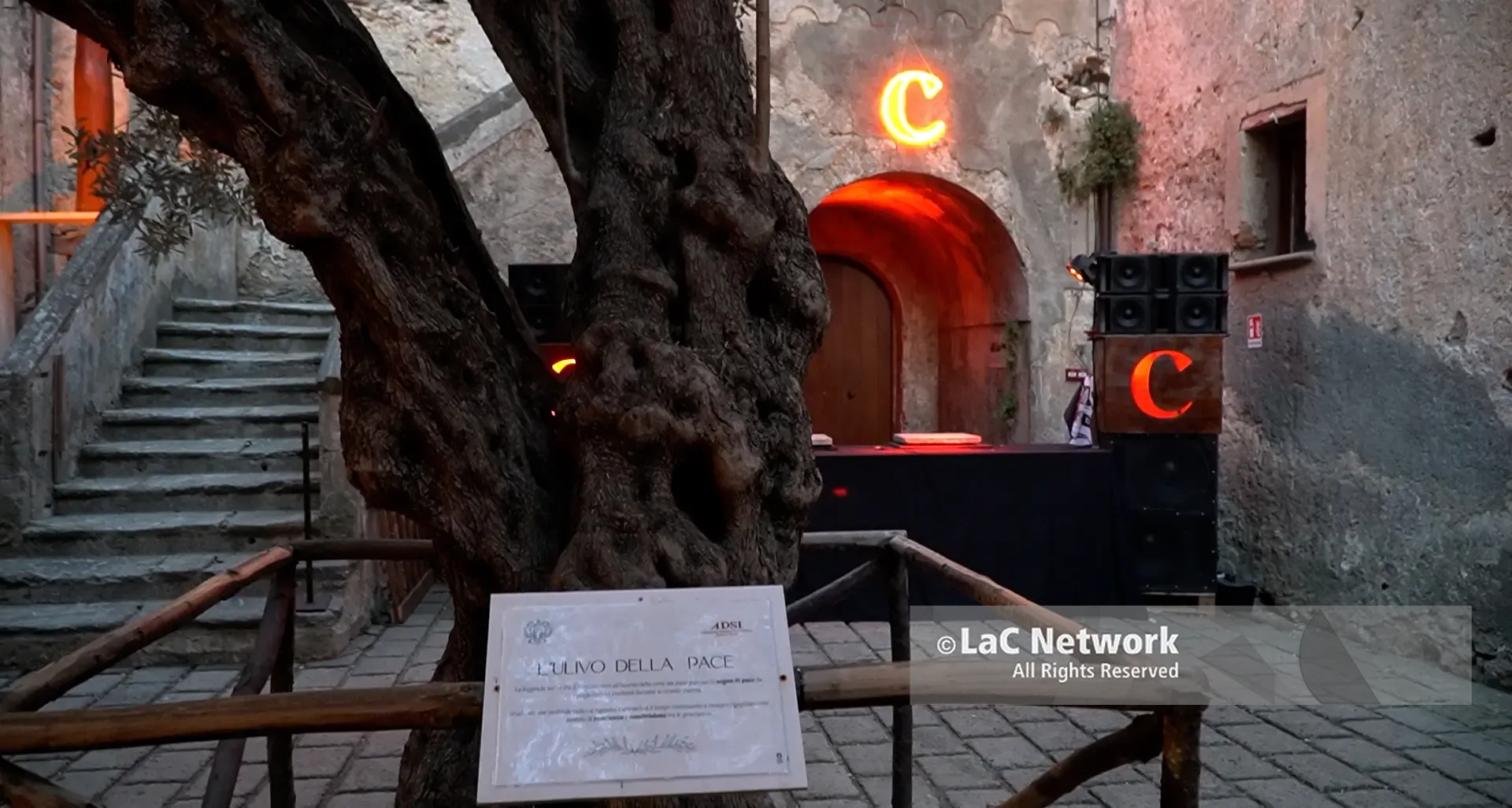 Tragedia di Sangineto, stasera una fiaccolata silenziosa partirà dal piazzale de “Il Castello del Principe”\n