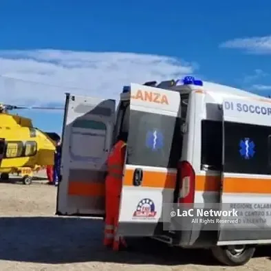 Ricadi, incidente in località Torre Marrana, ciclista trasportato in elisoccorso al Pugliese\n