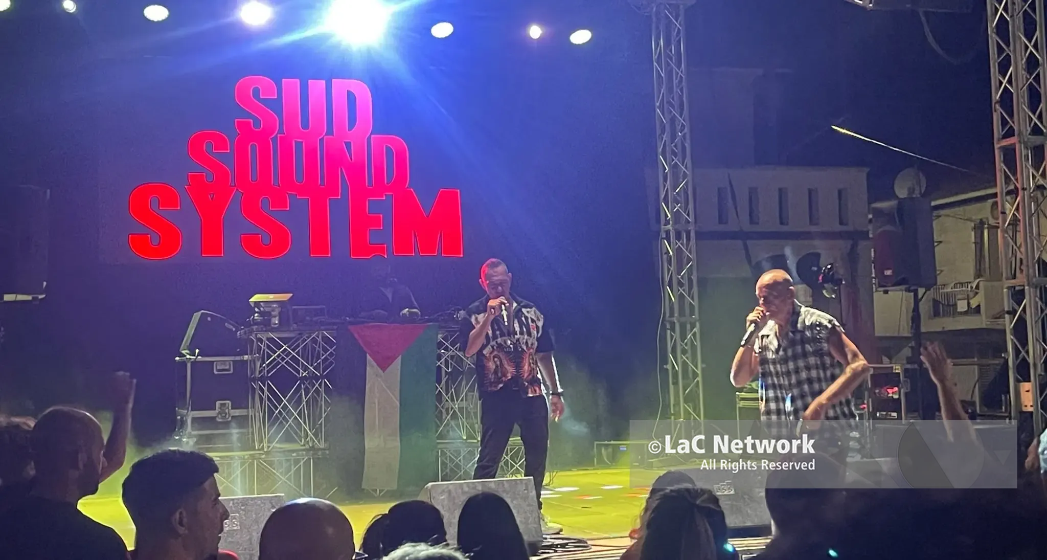 Condofuri balla con i Sud Sound System per celebrare i 35 anni di storia della band\n