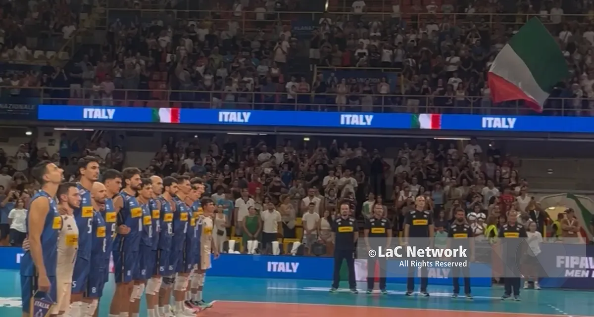 Volley spettacolo, l'Italia batte la Germania al tie-break al palaCalafiore, partita impegnativa e storica per il set più lungo mai giocato (64-66)\n\n\n