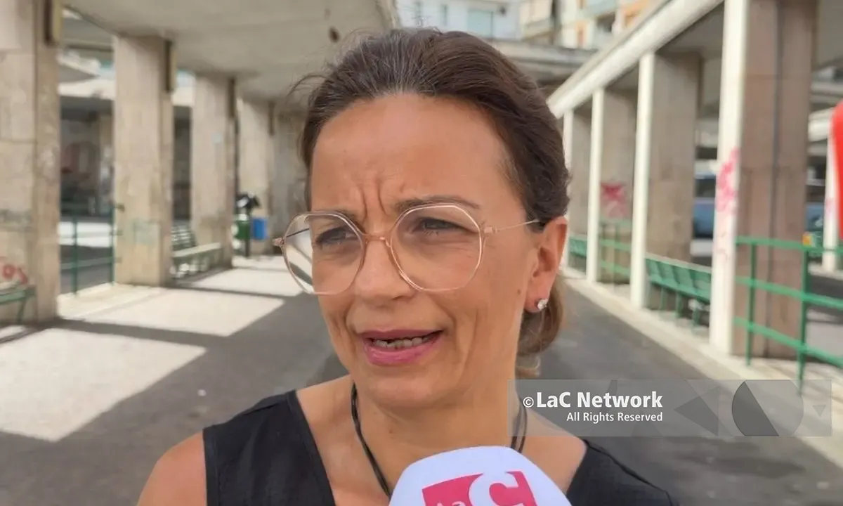 <p>Cosenza, dopo la nuova rissa all’autostazione i residenti esasperati chiedono più sicurezza</p>