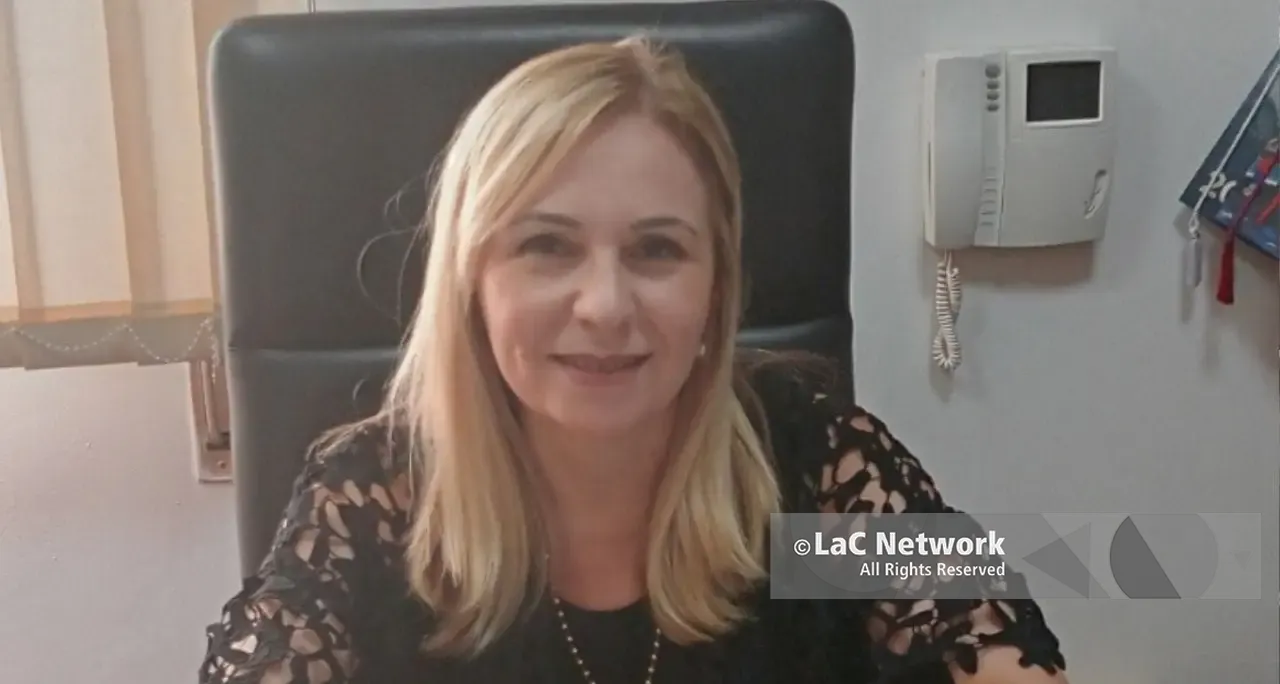 Minacce shock alla sindaca di Gioia Tauro. il video sfogo di Simona Scarcella: «Coraggio ne ho da vendere, lo devo ai miei figli»\n\n\n\n\n