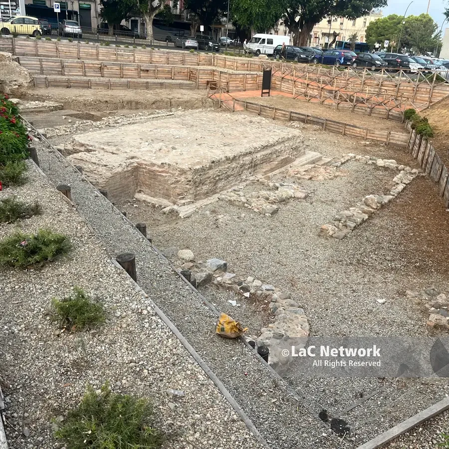 Scavi archeologici piazza Garibaldi a Reggio, il tempio di età Augustea torna a “respirare”. Ma quali prospettive?