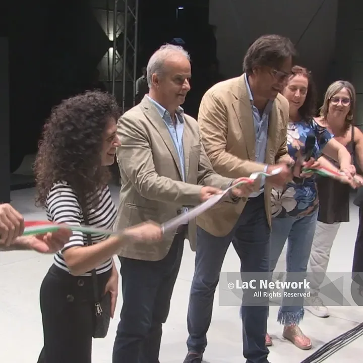 Cerisano, Gabriele Cirilli tiene a battesimo il nuovo Teatro delle Serre\n