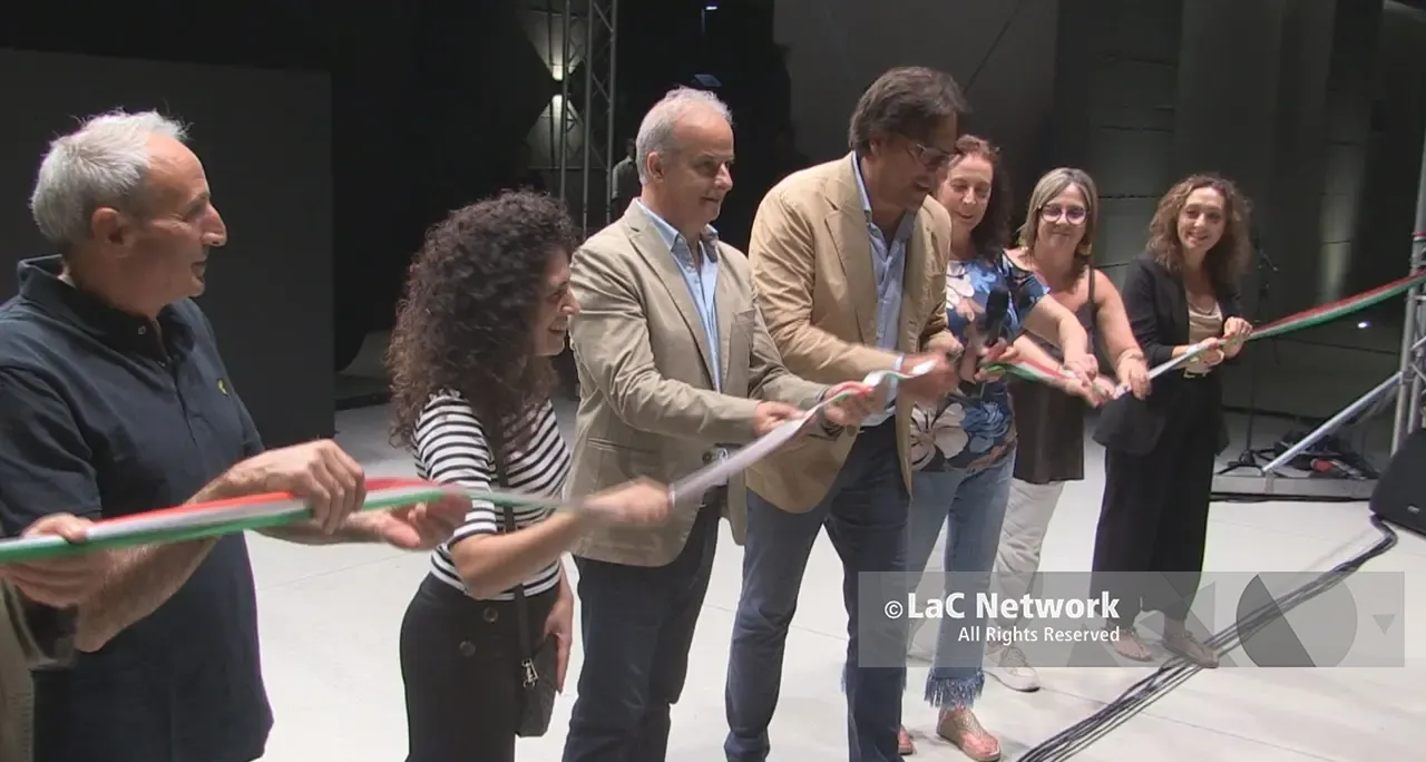 Cerisano, Gabriele Cirilli tiene a battesimo il nuovo Teatro delle Serre\n