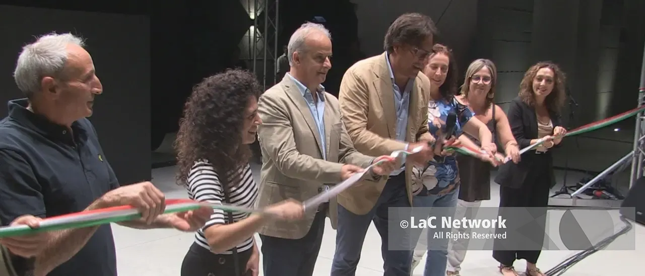 Cerisano, Gabriele Cirilli tiene a battesimo il nuovo Teatro delle Serre\n