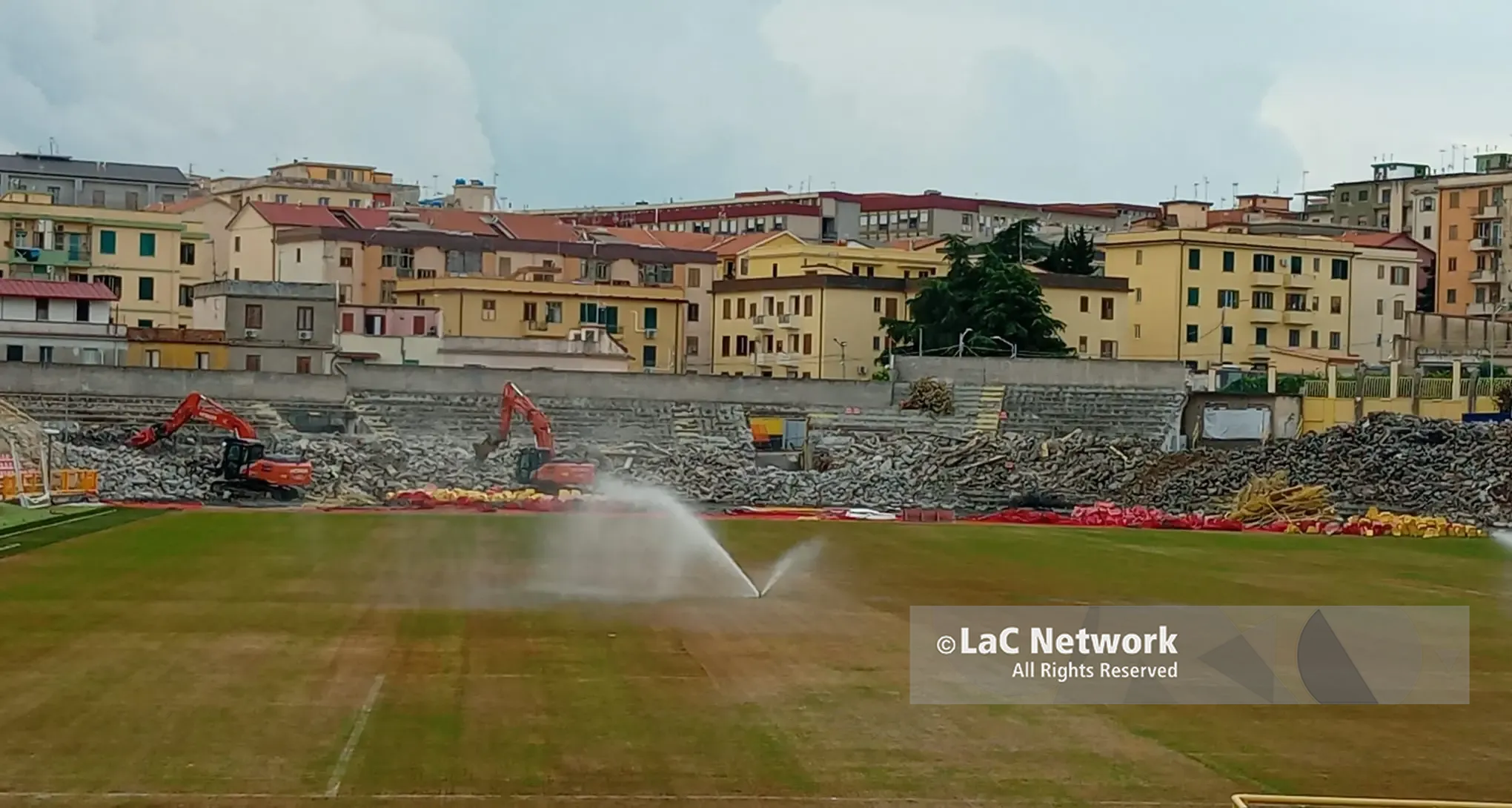 Catanzaro-Carrarese, il Ceravolo resta a capienza ridotta: si replica l’assetto di\u00A0Coppa Italia adottato contro il Sudtirol\n