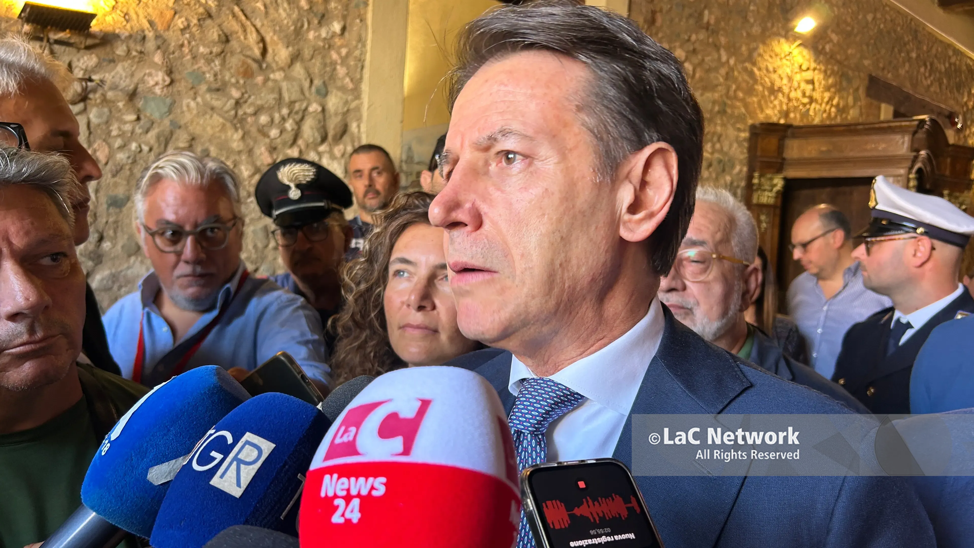 L\\'ex premier Giuseppe Conte a Cerisano