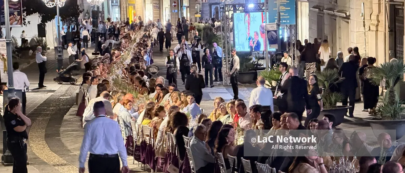 Catanzaro, il grande cuore della solidarietà: raccolti 25.000 euro\u00A0con \"La Cena Straordinaria\" per il progetto Pitta Pop\n