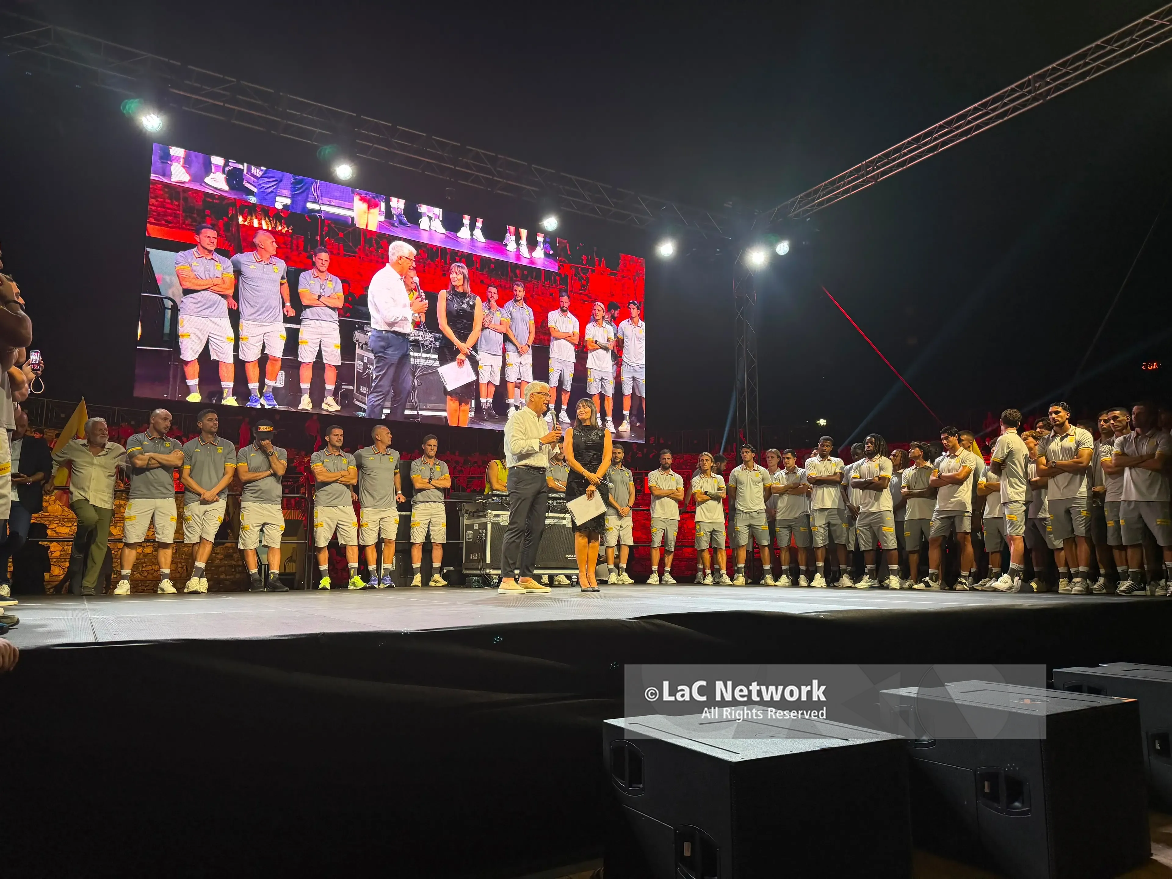 Us Catanzaro, la squadra si presenta al popolo giallorosso: «Da sabato partirà il nostro campionato»