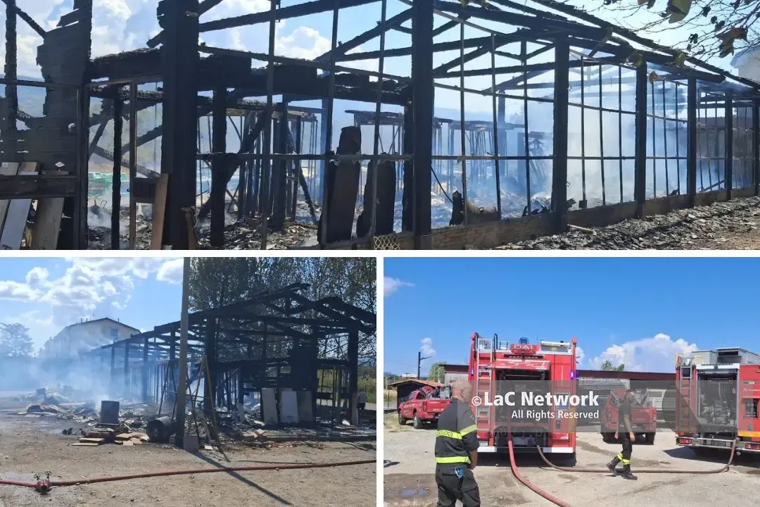 <p>Devastante incendio distrugge un deposito Rende: danneggiati anche due veicoli parcheggiati - <span style=\"color:hsl(0, 75%, 60%);\">VIDEO</span></p>