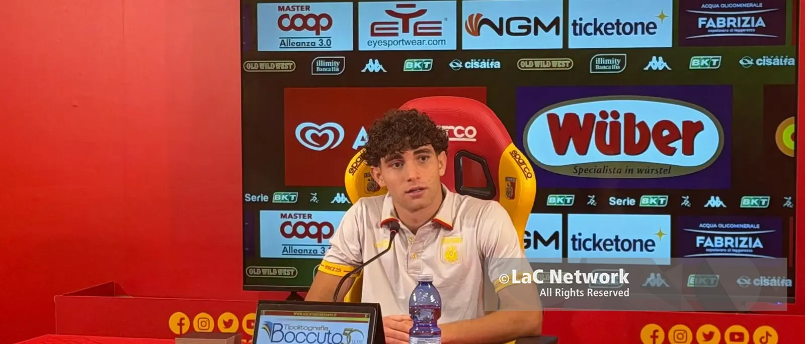 Catanzaro-Carrarese (1-0), Pafundi si prende il Ceravolo: «La pressione? La sento da quando avevo 15 anni»\n