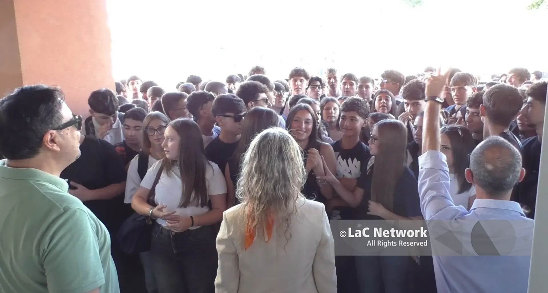 Prima campanella anche in Calabria, a Catanzaro lezioni del nuovo Scientifico: «In ansia ma felice di tornare a scuola»\n