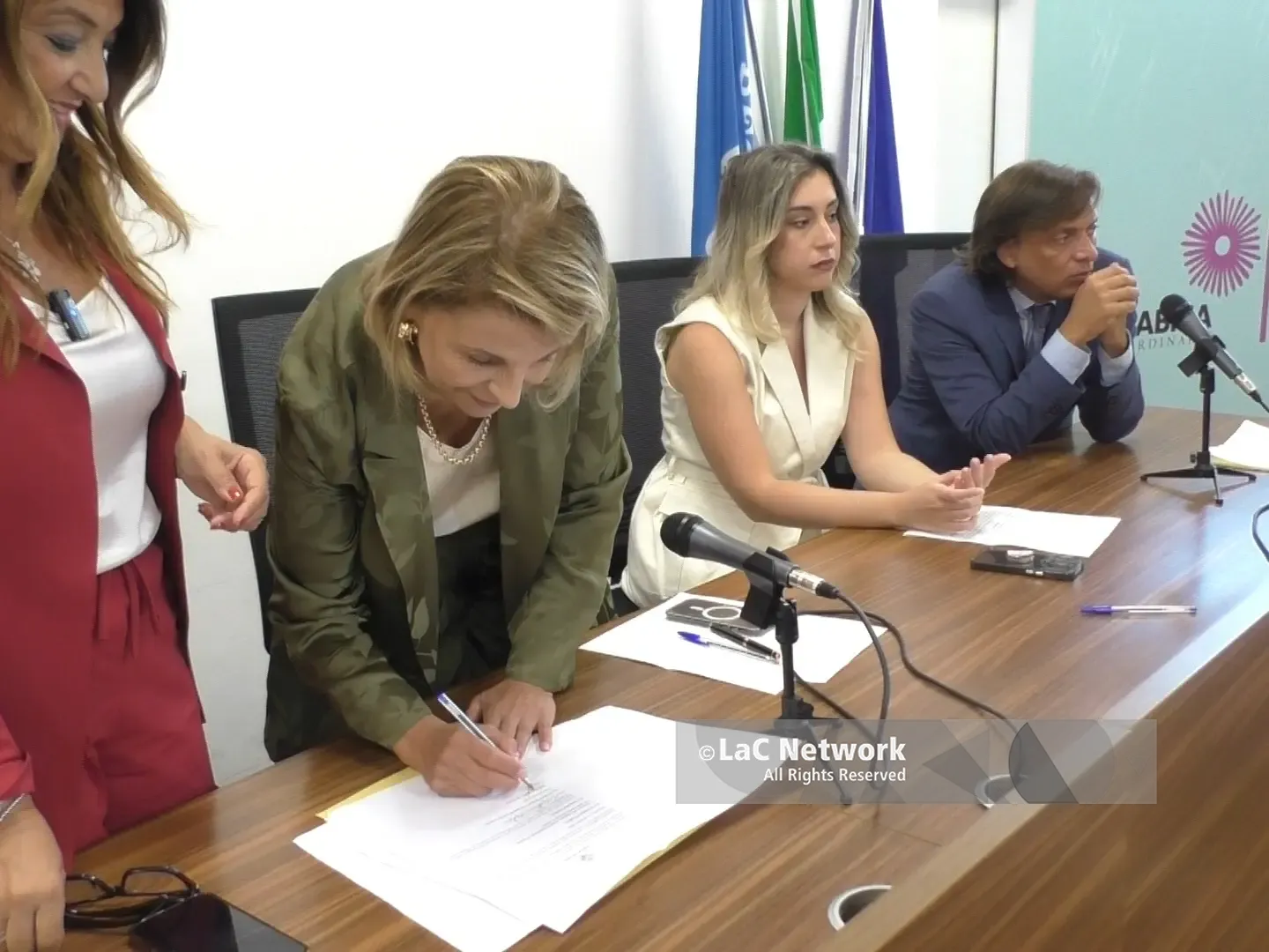 Violenza sulle donne, operatori nelle scuole: al via il progetto di educazione all’affettività nelle scuole superiori