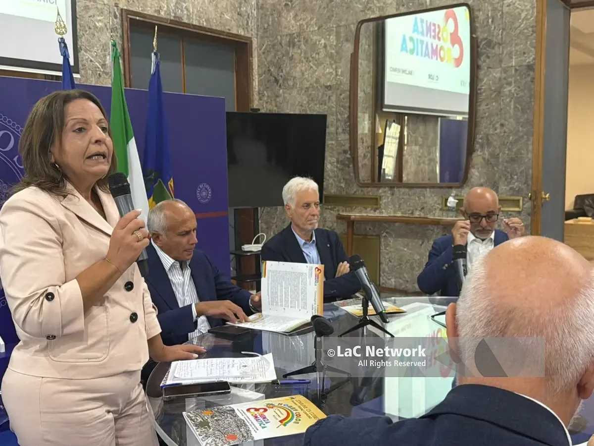 Cosenza presenta il “Piano Colore”, Caruso: «Regole per una città più bella, ma rispettando storia e identità»
