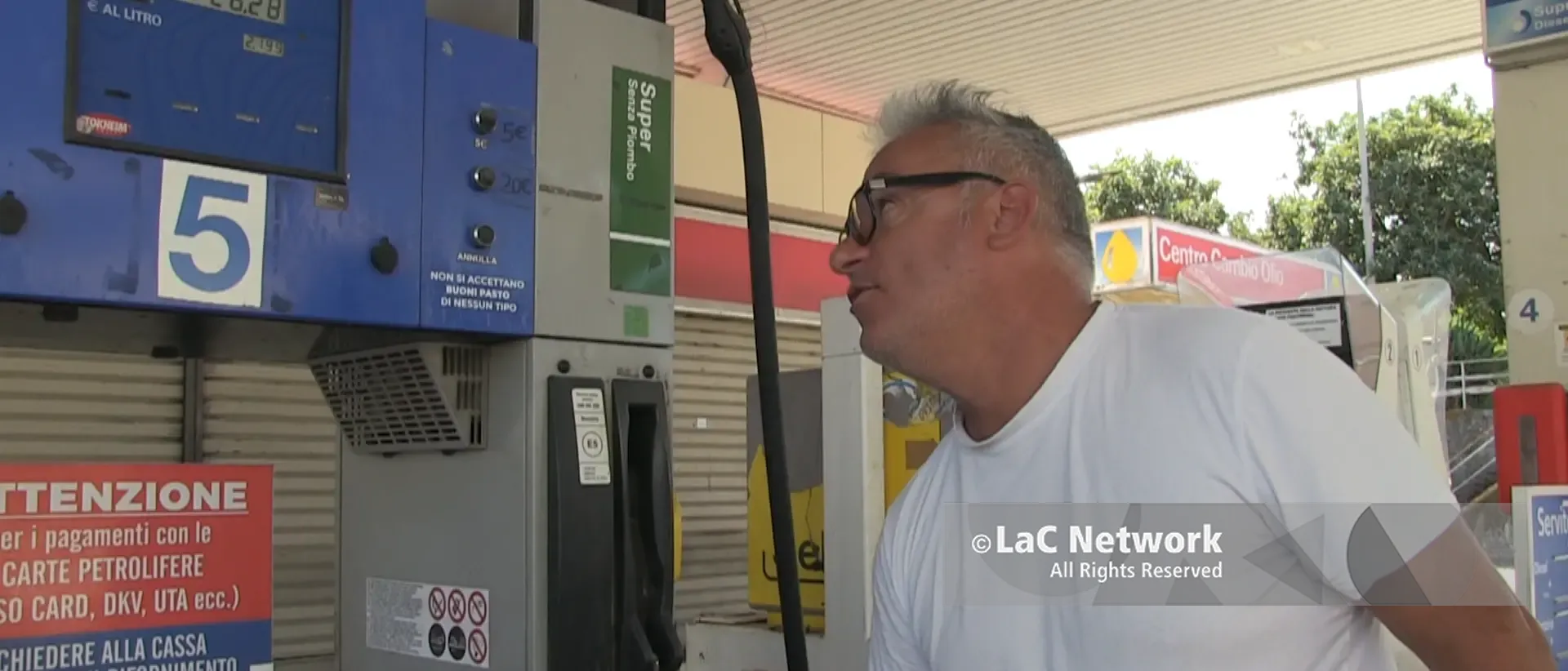 Carburanti, nel Vibonese prezzi da incubo e c’è chi fa scorta con le taniche. Automobilisti disperati: «Impossibile anche lavorare»\n