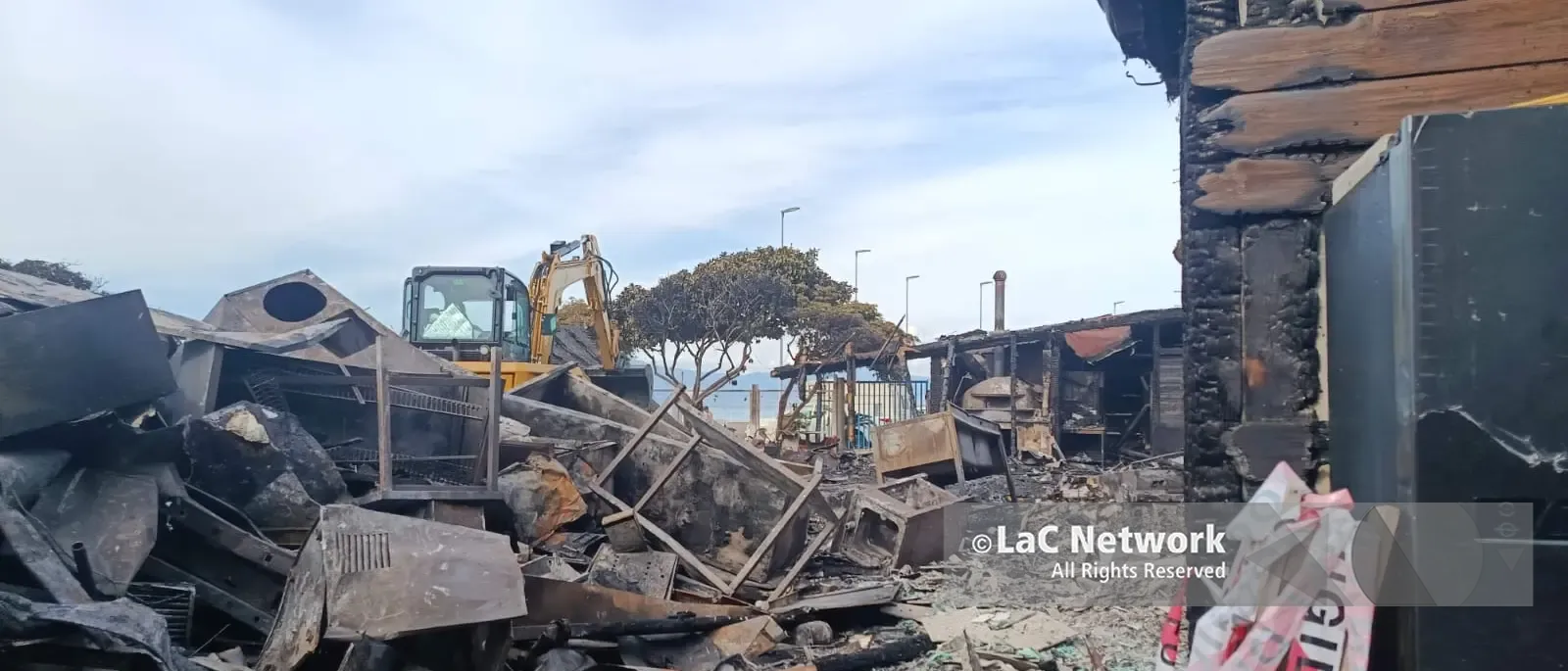 Lido distrutto dall’incendio a Pizzo, De Pinto (Fn): «I proprietari non vengano lasciati\u00A0soli, serve supporto da istituzioni e società civile»\n