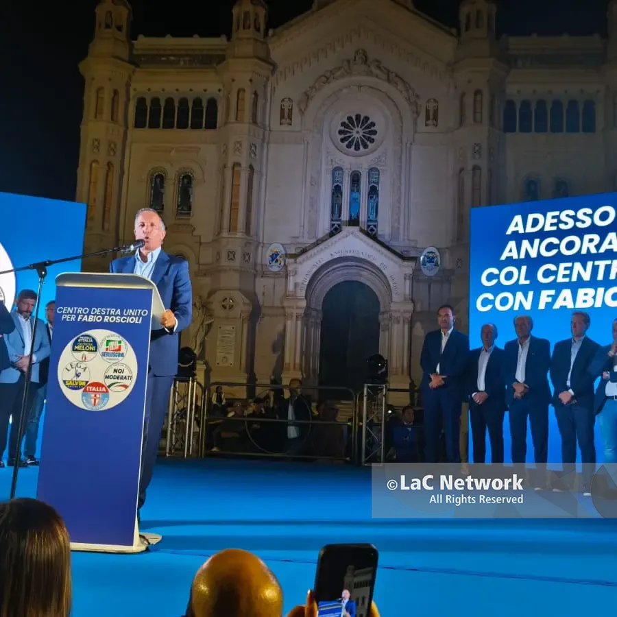 <p><span style=\"color:hsl(0, 75%, 60%);\">Roscioli chiude la campagna in piazza Duomo</span>: «Non vengo a fare il ruffiano, rispetto il territorio e <span style=\"color:hsl(0, 75%, 60%);\">lavorerò per Reggio</span>»</p>