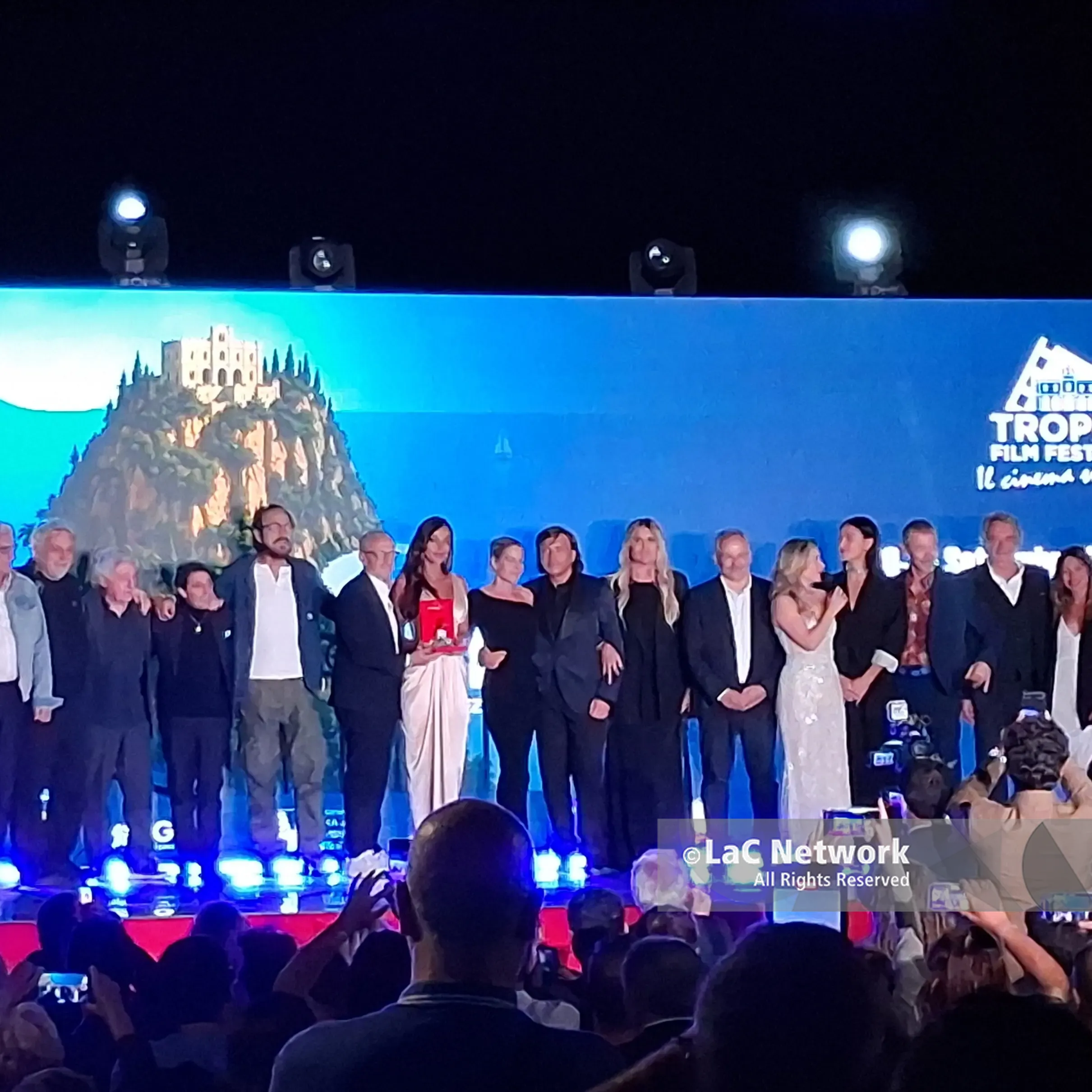 Tra le stelle del cinema, Tropea si illumina per il gran finale del Film Festival: ecco i vincitori\n