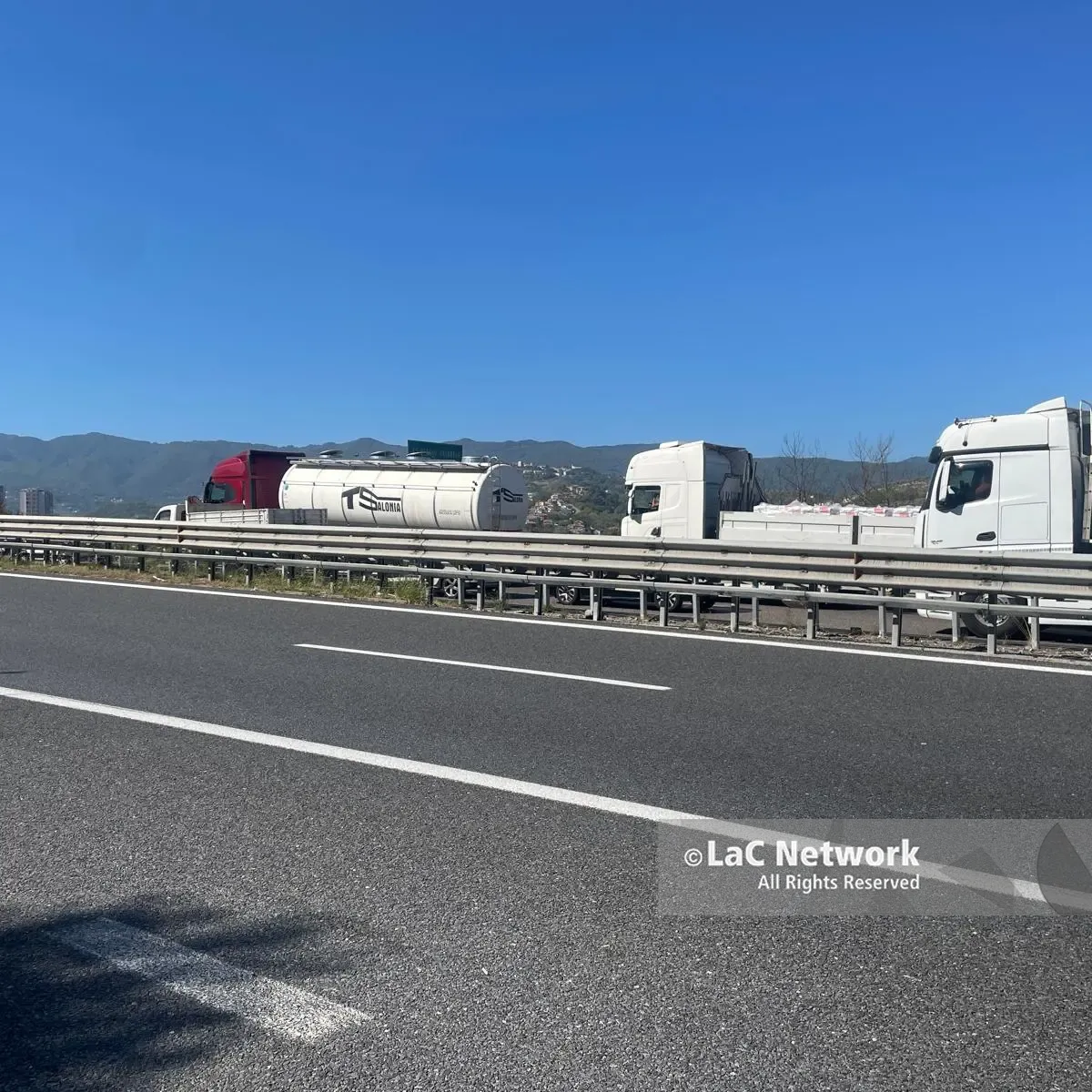 <p>A2, traffico bloccato verso Sud prima dello svincolo di Rogliano: mezzo pesante in avaria</p>