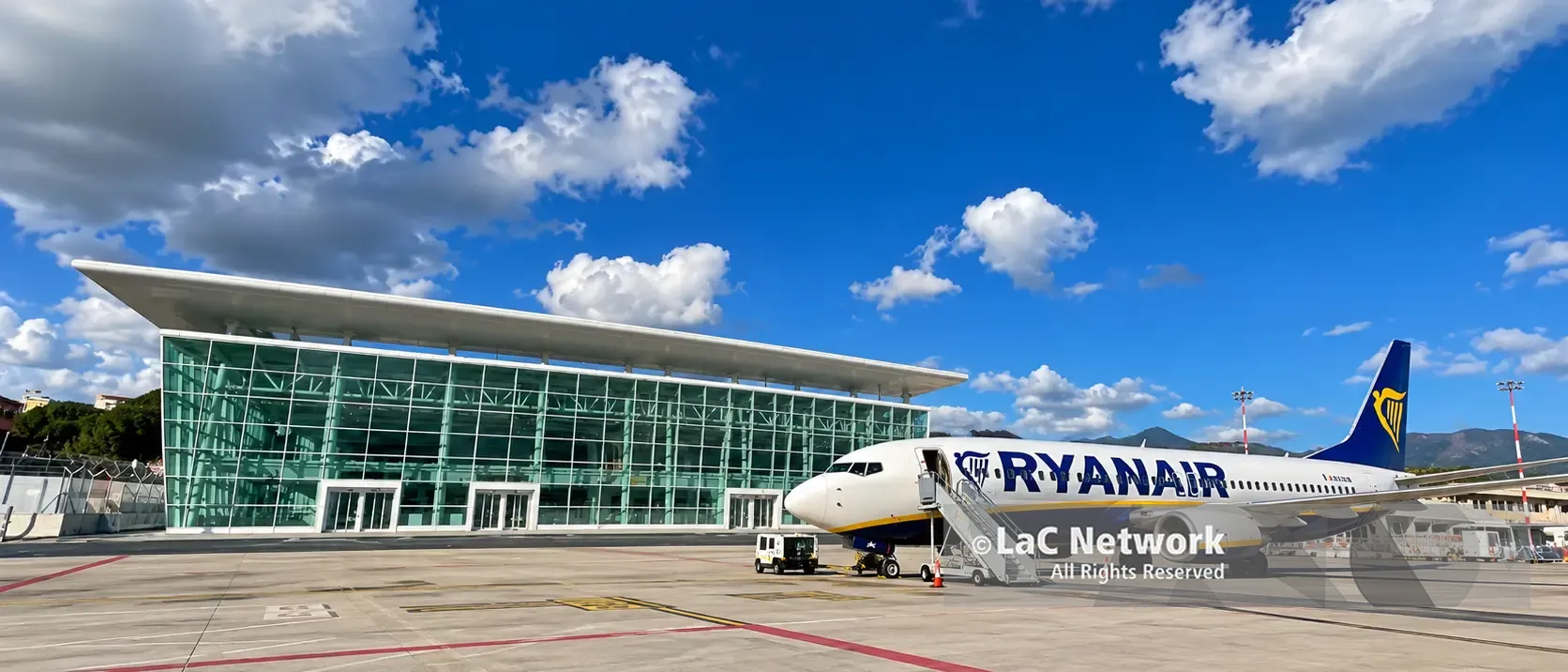 Aeroporto di Reggio, prende forma la Summer 2027 di Ryanair: 11 rotte e 50 voli a settimana, attesa per Roma Fiumicino\n