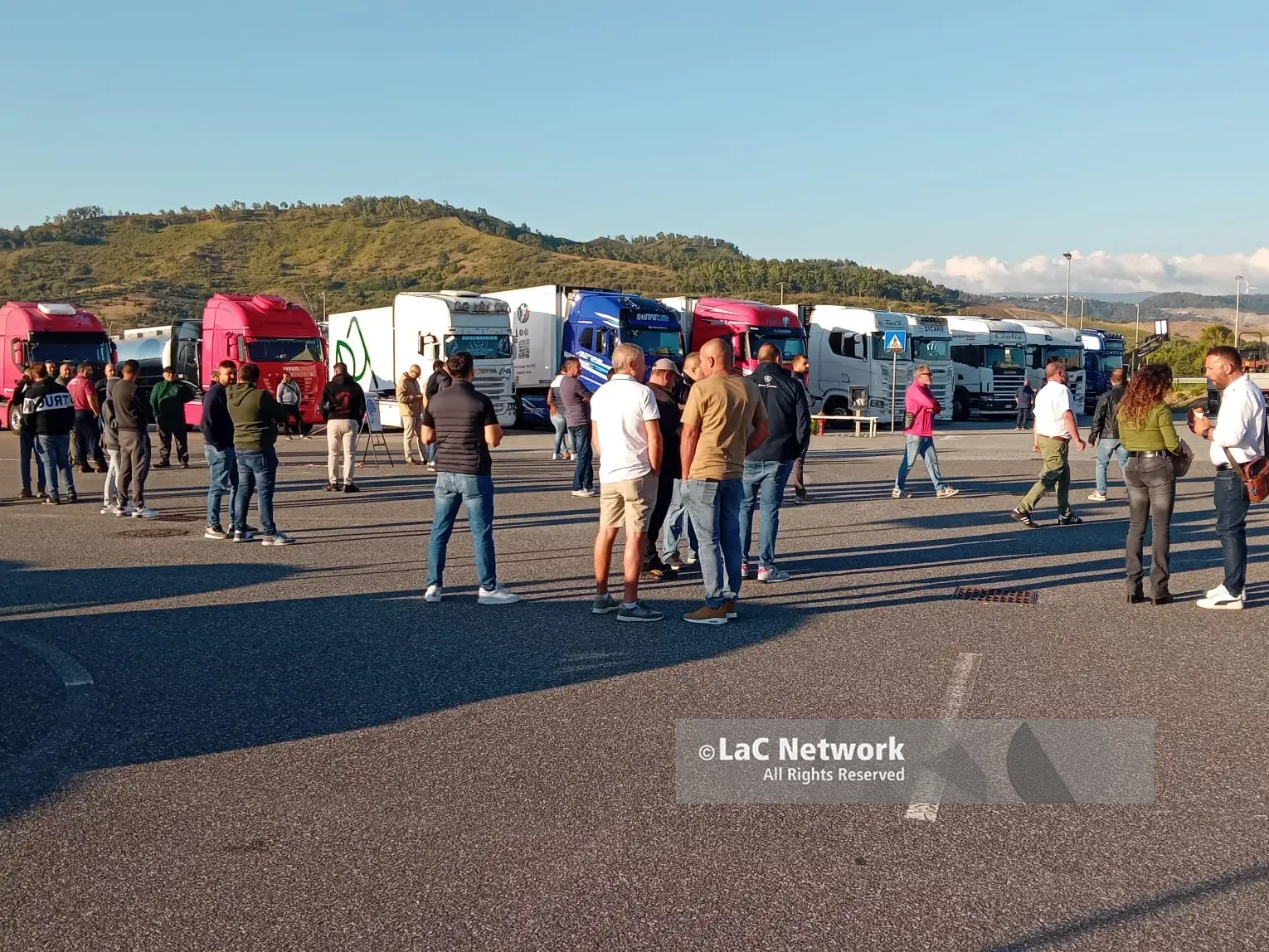 Caro carburante, la protesta arriva alla Cittadella: «Così non si può lavorare». Una delegazione ricevuta dall’assessore Montuoro