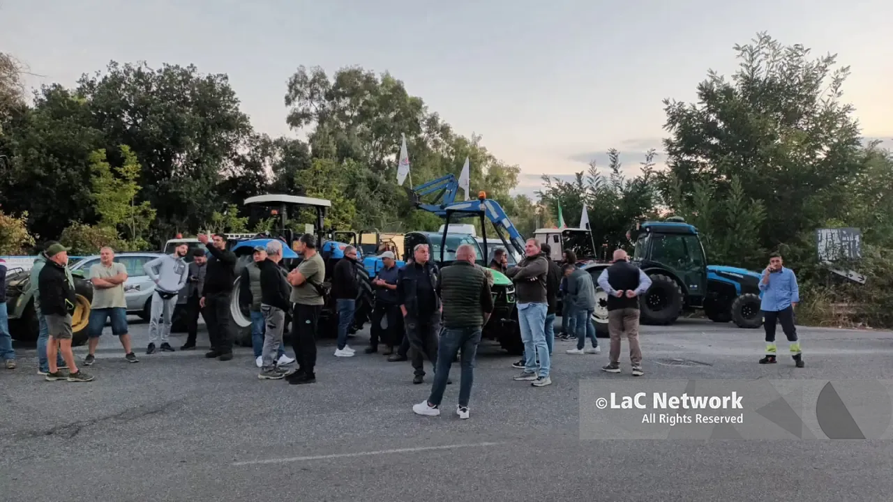 «I 15 milioni annunciati da Occhiuto sono una miseria»: non si ferma l’ondata di proteste in Calabria\n