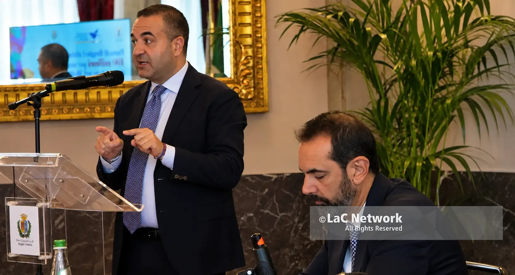Reggio e Messina, le due Giunte si riuniranno su una nave: il nuovo patto per costruire l’Area integrata dello Stretto\n