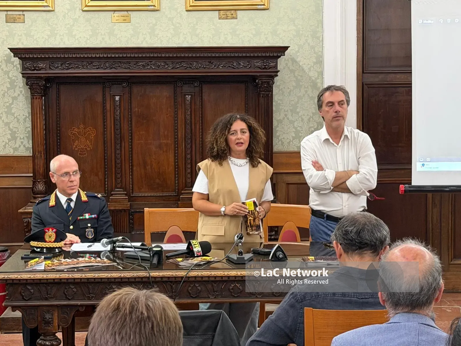 Area pedonale urbana e Ztl su Corso Mazzini, via libera al disciplinare: ecco tutte\u00A0le prescrizioni, gli orari e le indicazioni utili\n\n\n