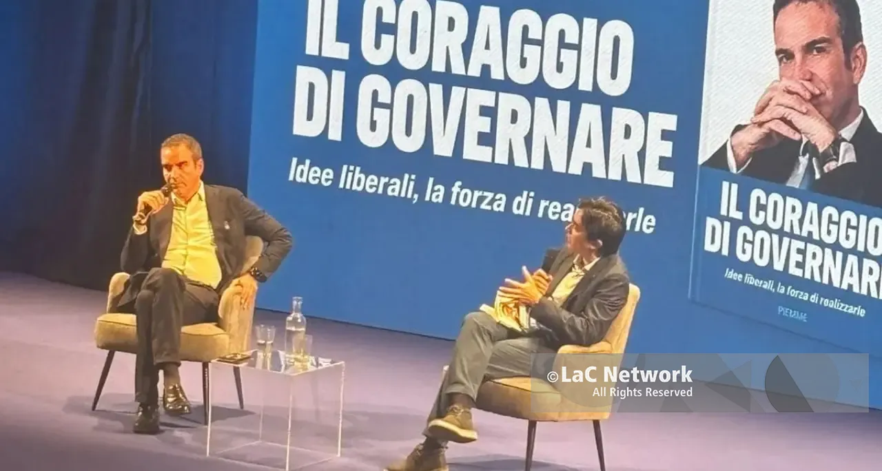 Occhiuto presenta il libro a Cosenza e ribadisce:\u00A0«Nessuna critica a Tajani,\u00A0quello che non va in Forza Italia\u00A0è anche colpa mia»\n