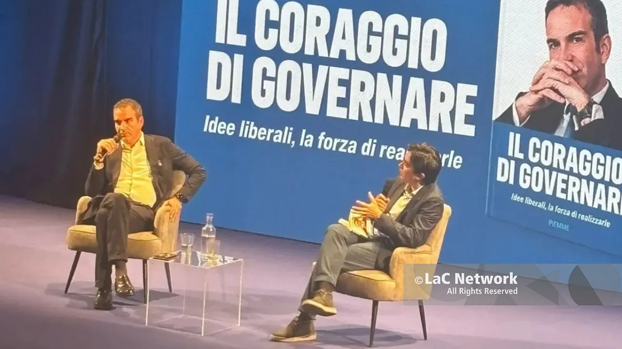 Occhiuto presenta il libro a Cosenza e ribadisce:\u00A0«Nessuna critica a Tajani,\u00A0quello che non va in Forza Italia\u00A0è anche colpa mia»\n