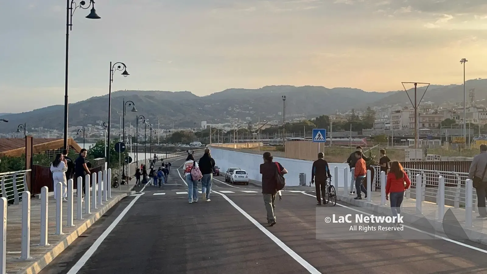Ponte Calopinace, il nuovo volto del collegamento inaugurato all'alba a Reggio: la fotogallery\n