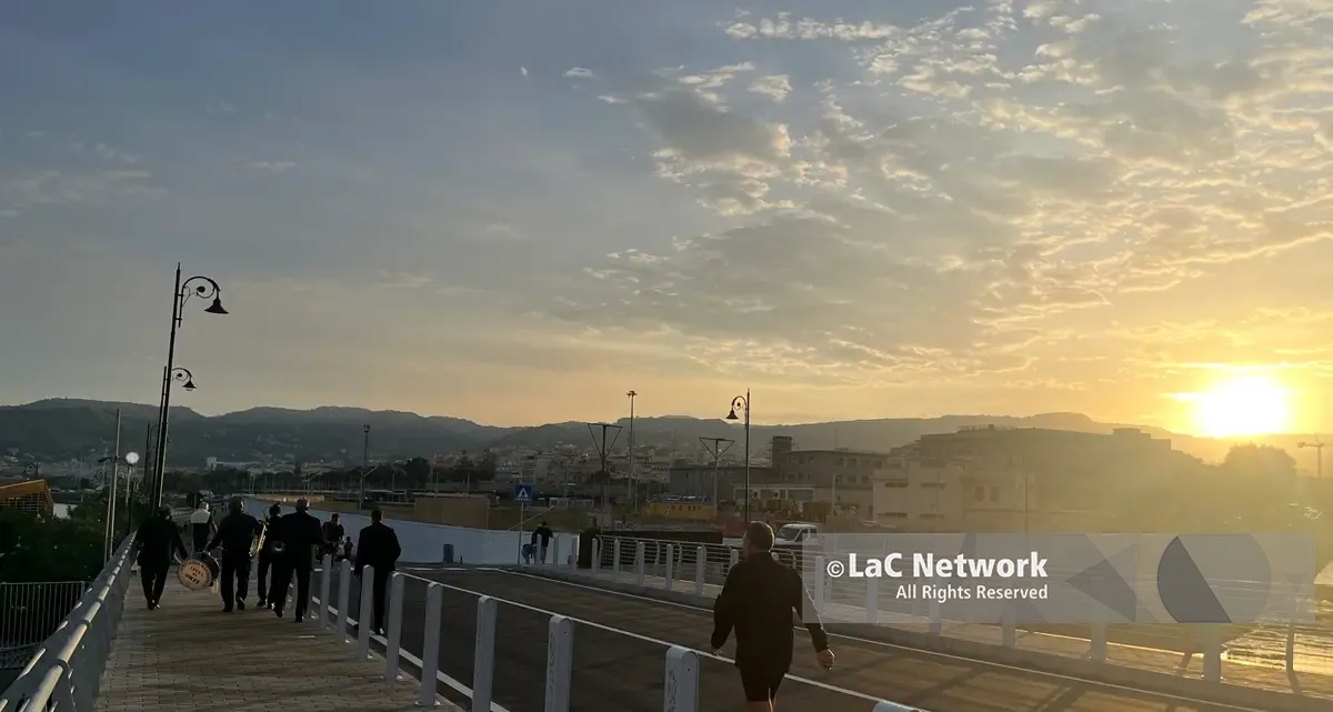 La saggezza popolare\u00A0reggina e la fiducia dei giovani, finalmente il ponte sul Calopinace non è più solo uno stanco e vecchio auspicio\n