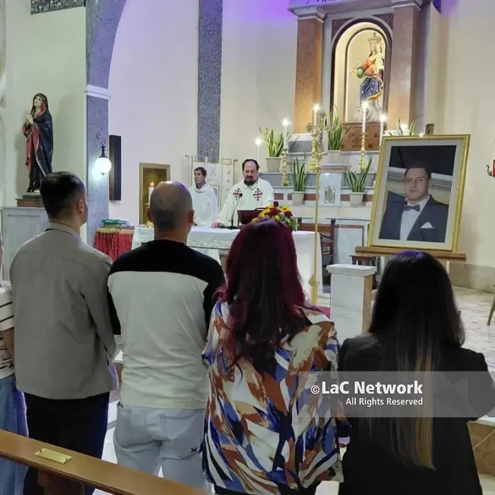 Otto anni senza Francesco Vangeli, la chiesa di Scaliti di Filandari gremita per ricordarlo. La madre: «Vorrei una tomba sulla quale piangere»\n