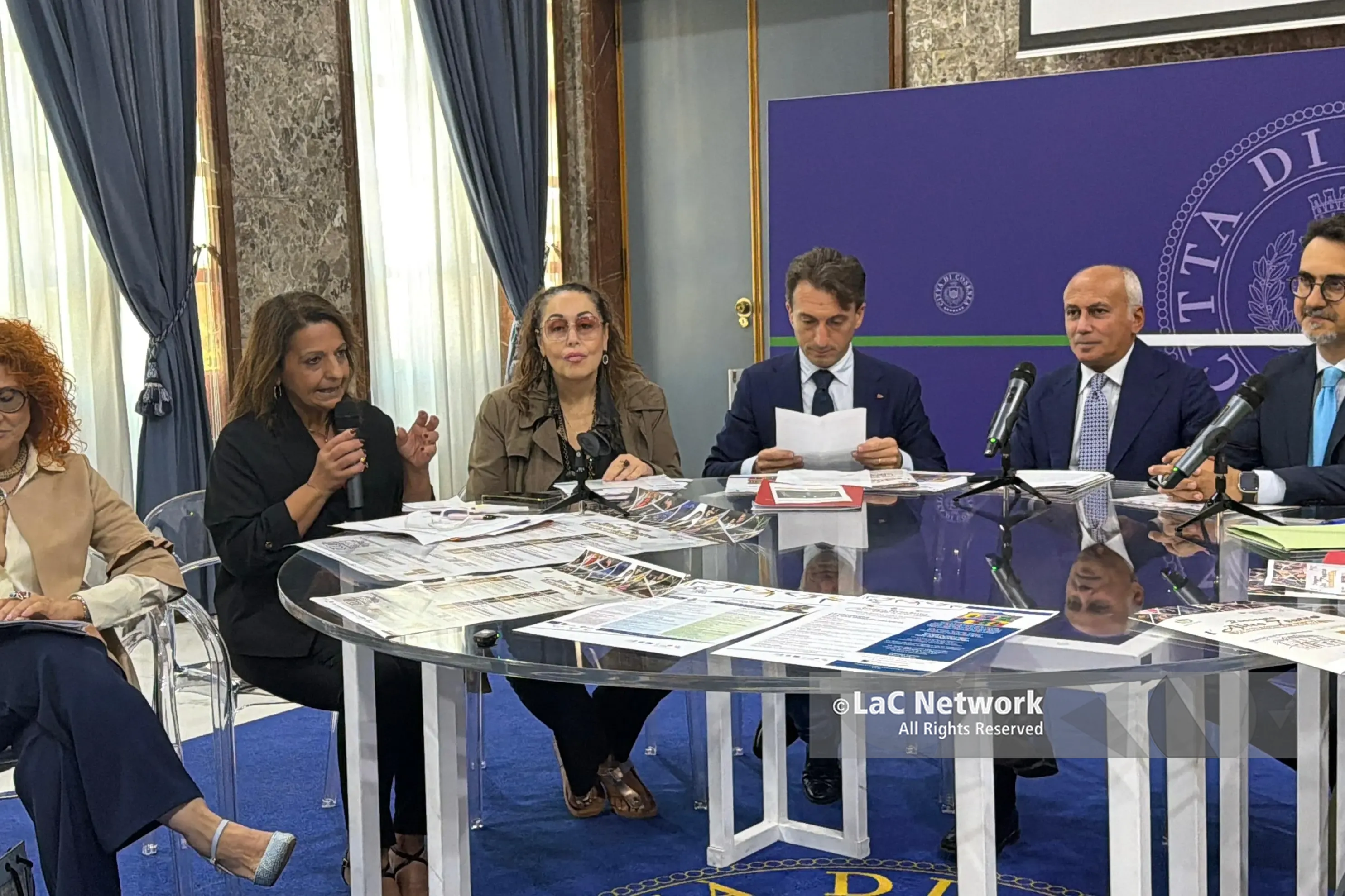 Rendano e TAU, otto mesi di spettacoli: da Salemme e Siani a Rossini, Mozart ed Emma Dante\n