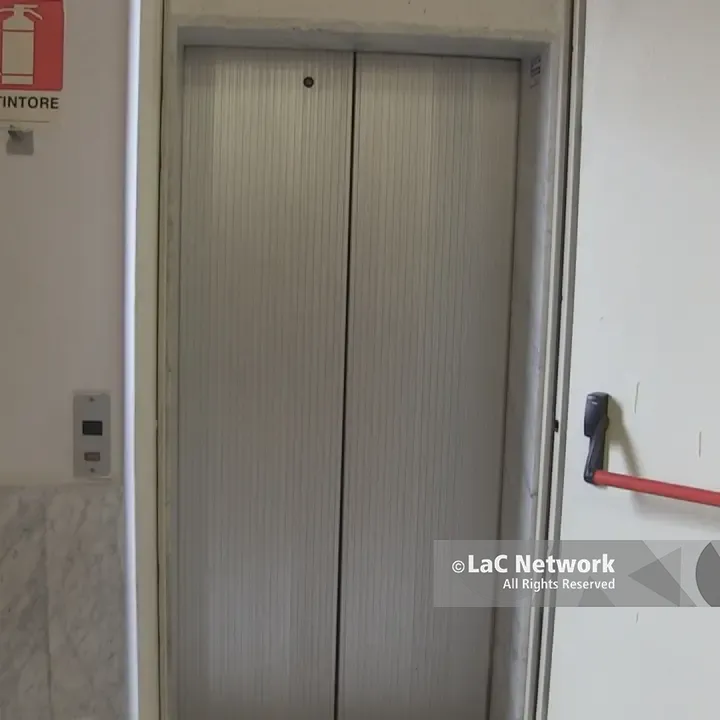 «Aggiustate l’ascensore», l’appello alle istituzioni del dirigente della scuola Vico di Cosenza\n