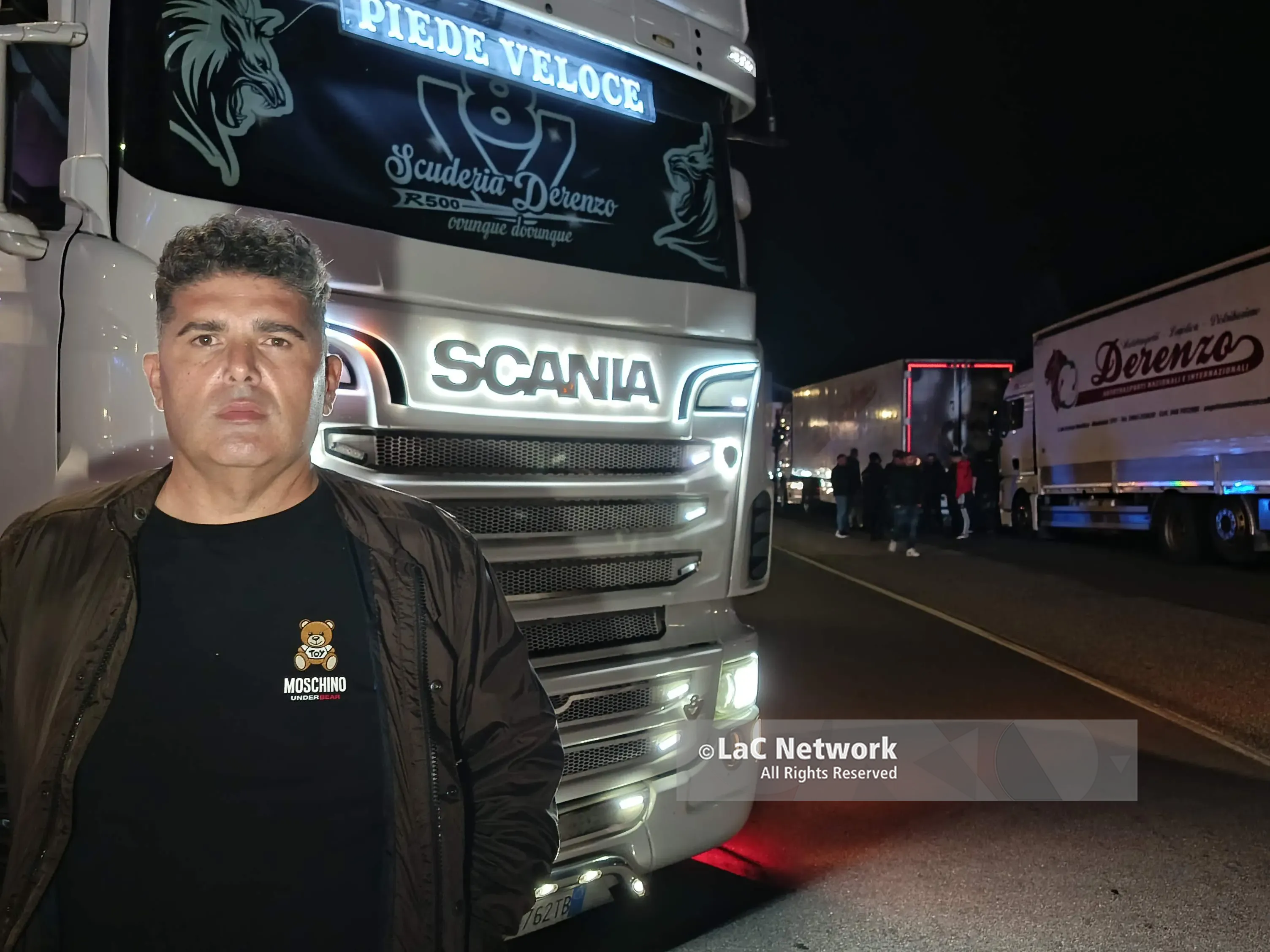 Sciopero degli autotrasportatori anche nel Vibonese, camion fermi tra Vazzano e Sant’Onofrio: «Impossibile così andare avanti»