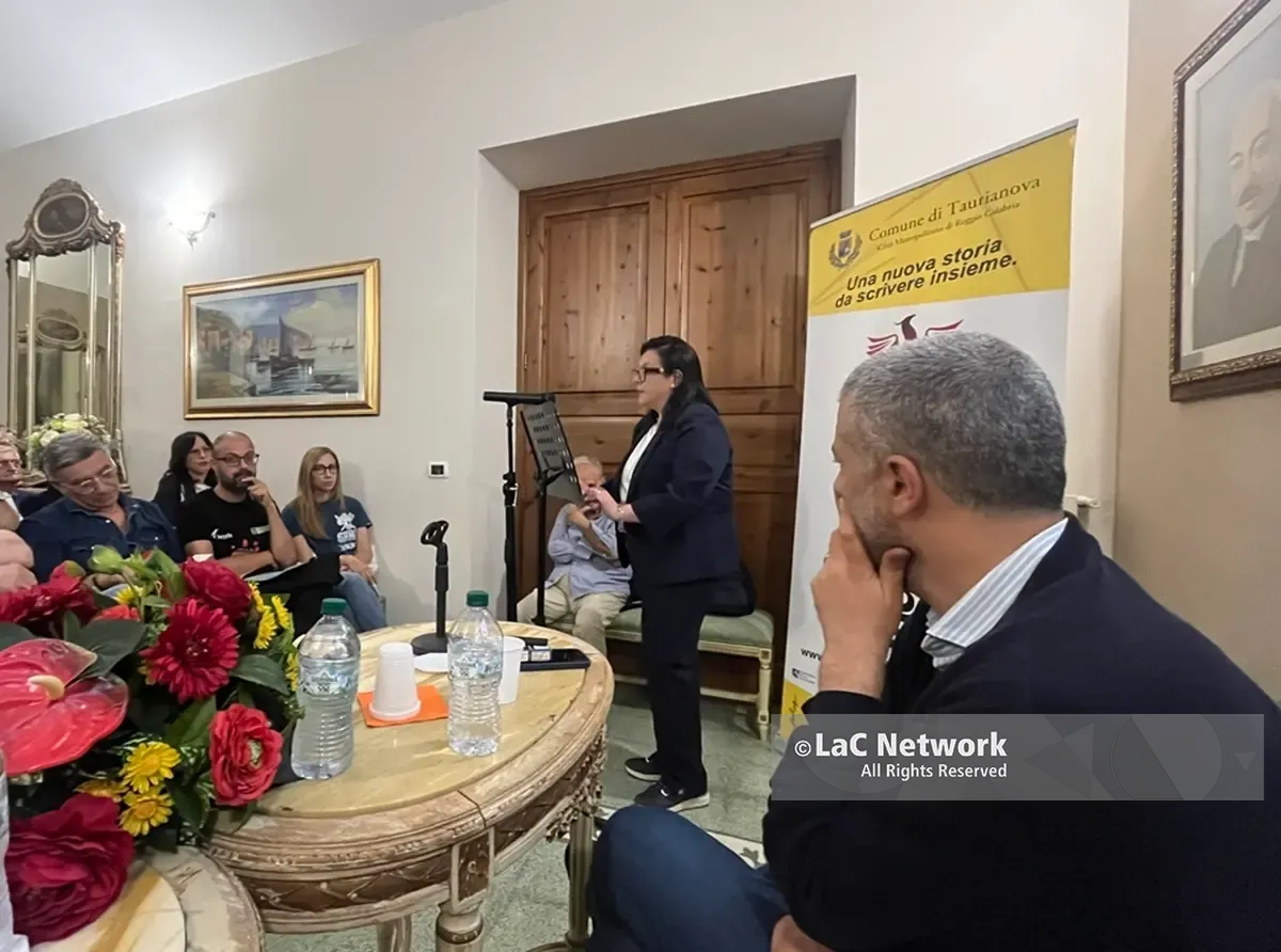 A Taurianova il deputato dem Arturo Scotto racconta la sua esperienza con la Flotilla in viaggio per Gaza «per un altro mondo possibile»