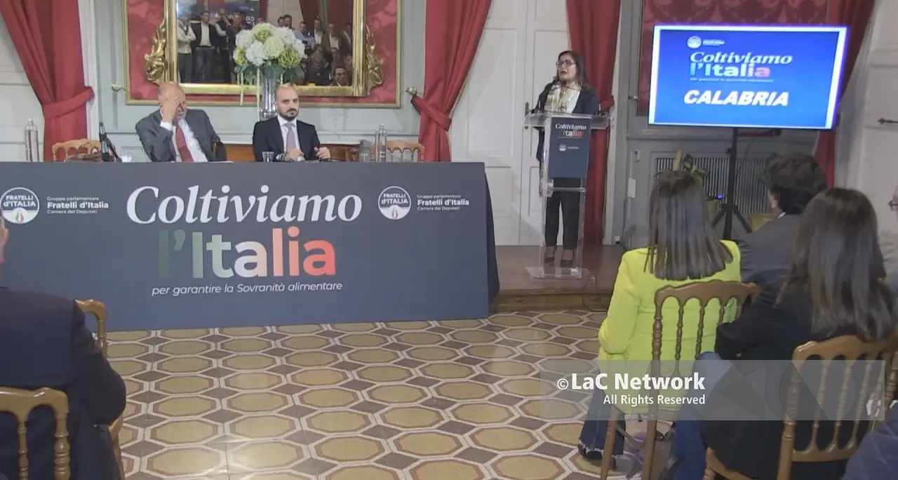 Coltiviamo l’Italia, nel pieno delle proteste l’iniziativa di Fratelli d’Italia sulla sovranità alimentare fa tappa a Cosenza\n