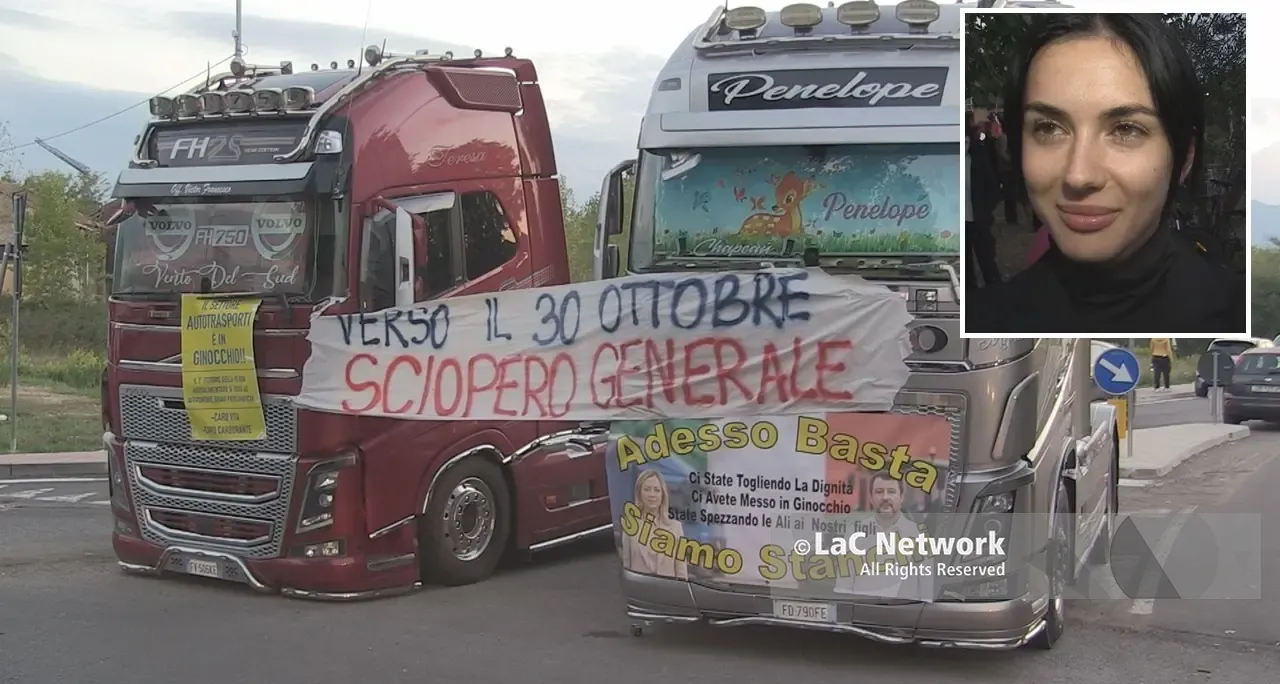 Caro carburanti, a Rende i trattori si uniscono ai camion. L’imprenditrice Teresa Leone: «Lo Stato ci sta tagliando le gambe»\n