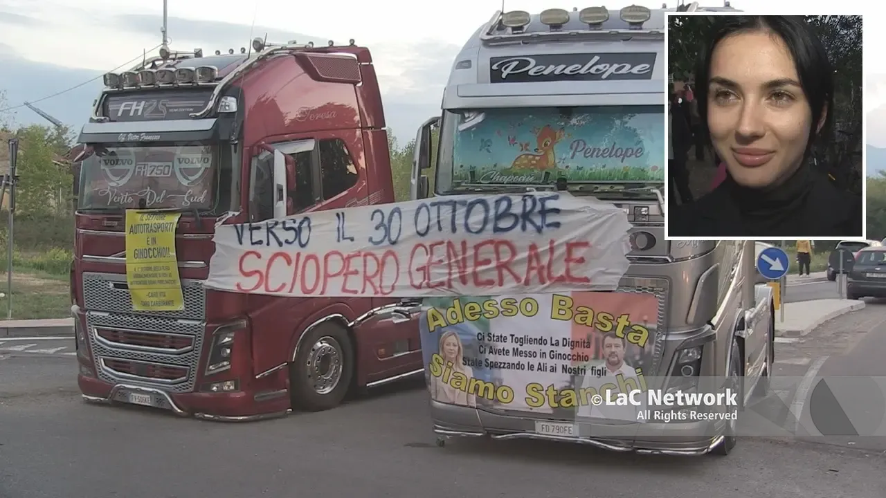 Caro carburanti, a Rende i trattori si uniscono ai camion. L’imprenditrice Teresa Leone: «Lo Stato ci sta tagliando le gambe»\n