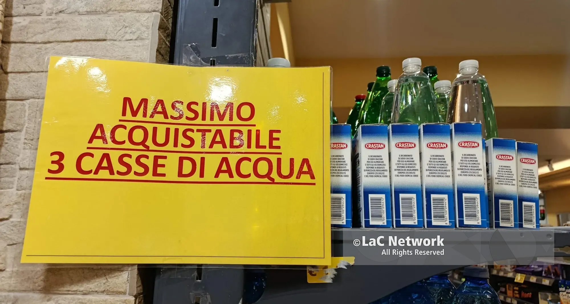 La protesta dei Tir si ferma, ma per riempire i supermercati servirà tempo: nel Vibonese scorte esaurite e assalto ai prodotti rimasti\n