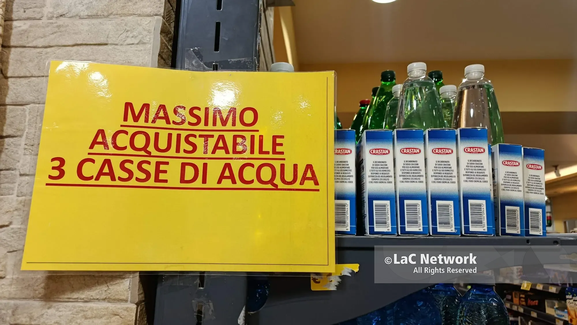 La protesta dei Tir si ferma, ma per riempire i supermercati servirà tempo: nel Vibonese scorte esaurite e assalto ai prodotti rimasti\n