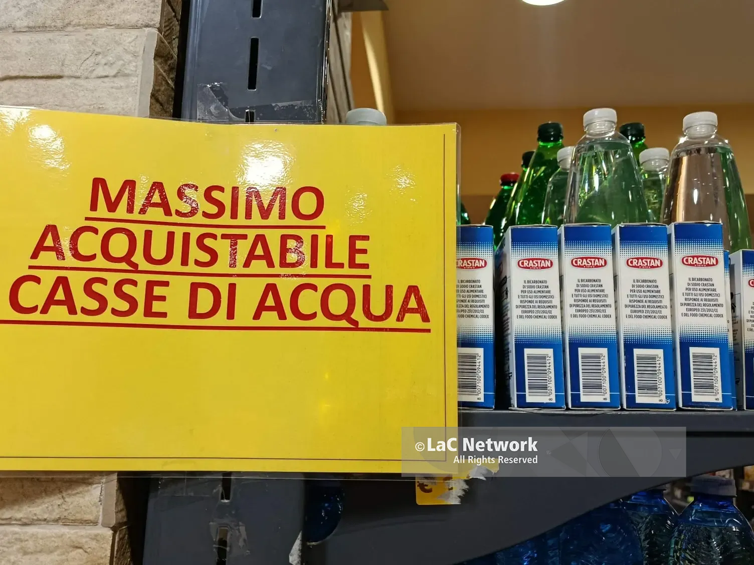 La protesta dei Tir si ferma, ma per riempire i supermercati servirà tempo: nel Vibonese scorte esaurite e assalto ai prodotti rimasti