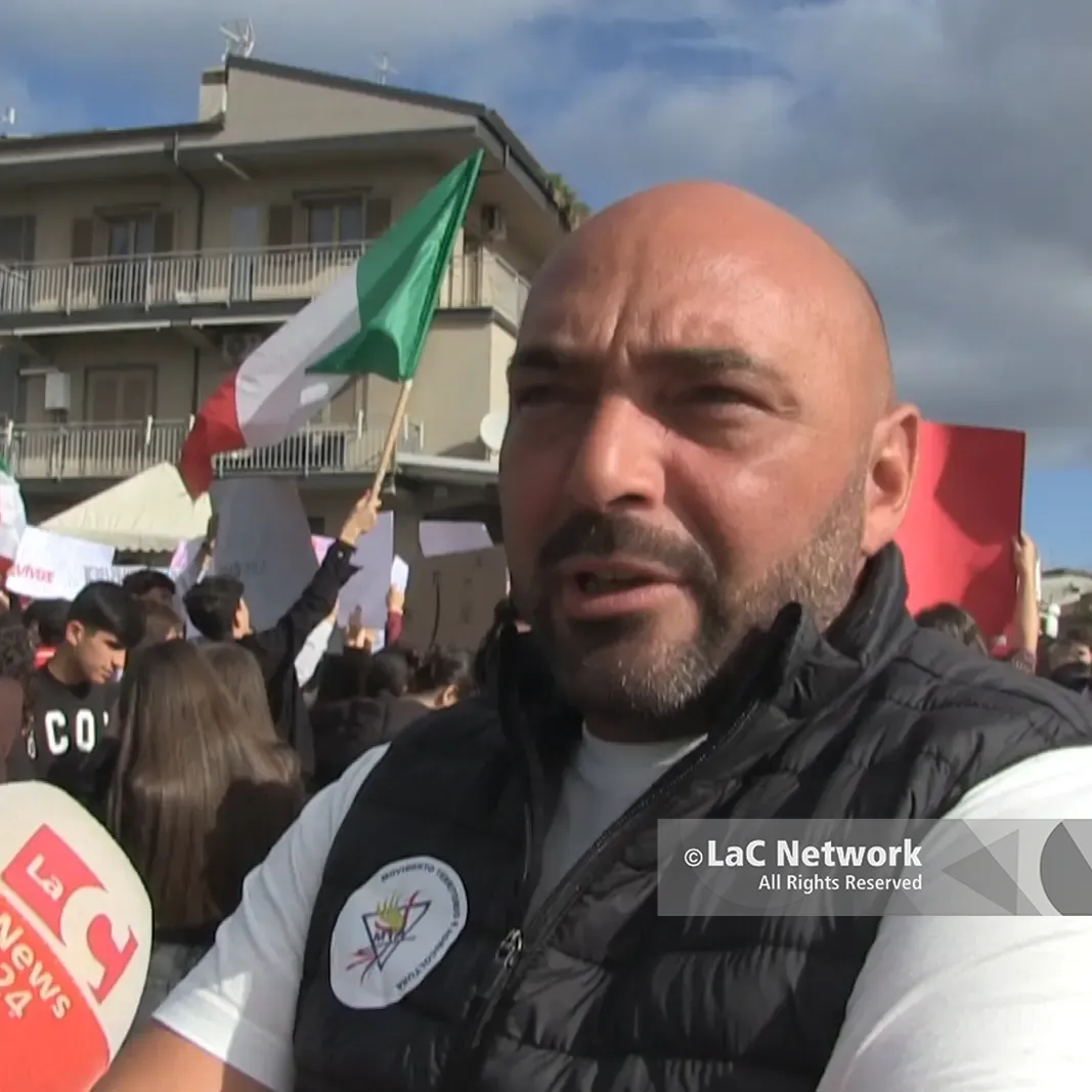 <p>«Noi continuiamo a combattere, non possiamo mollare»: in Calabria gli agricoltori non smobilitano e rilanciano</p>