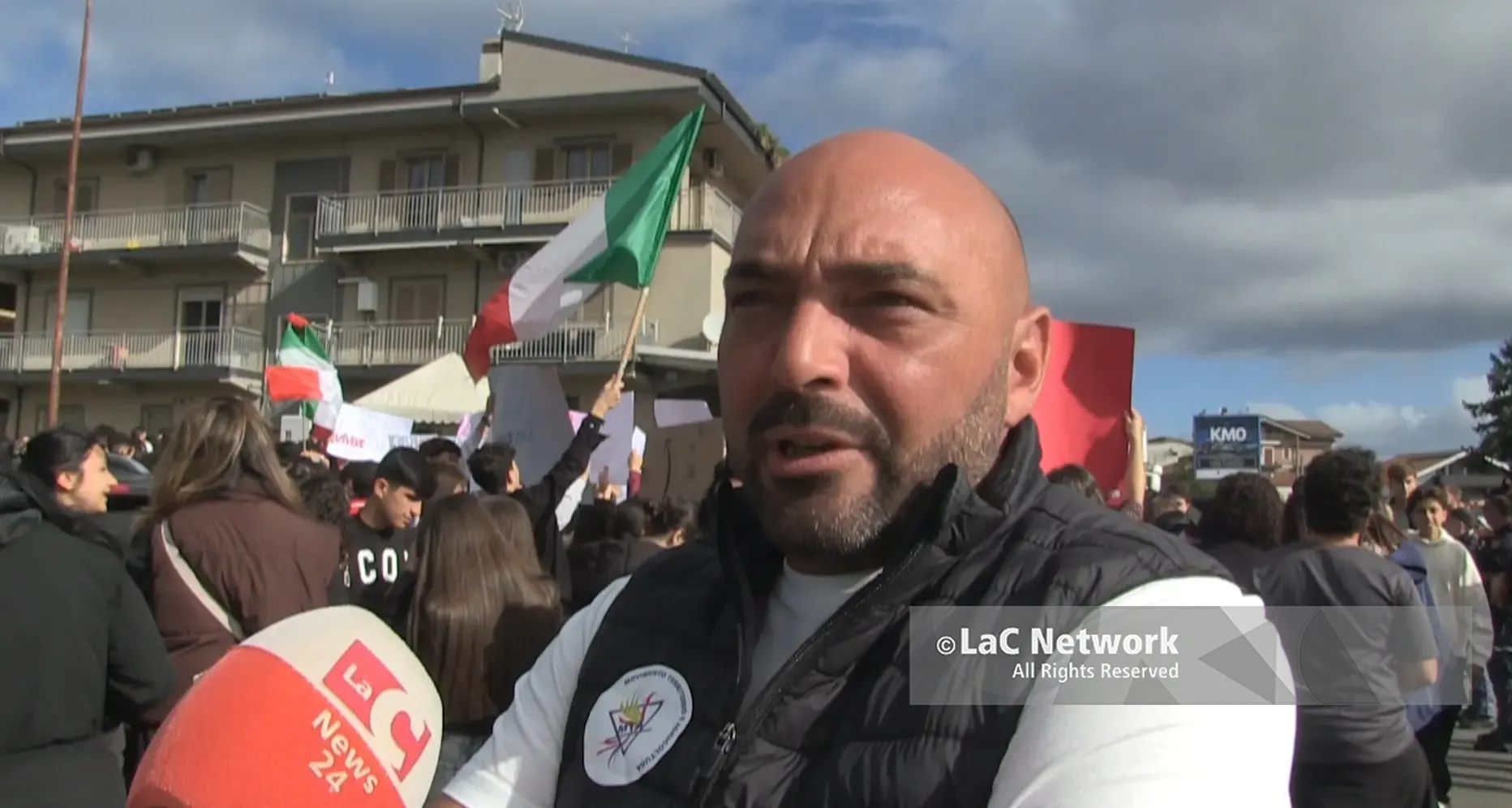 «Amareggiati dalla decisione di Fedralog, ma noi continuiamo a combattere»: gli agricoltori di Mta non smobilitano dal Vibonese e rilanciano\n