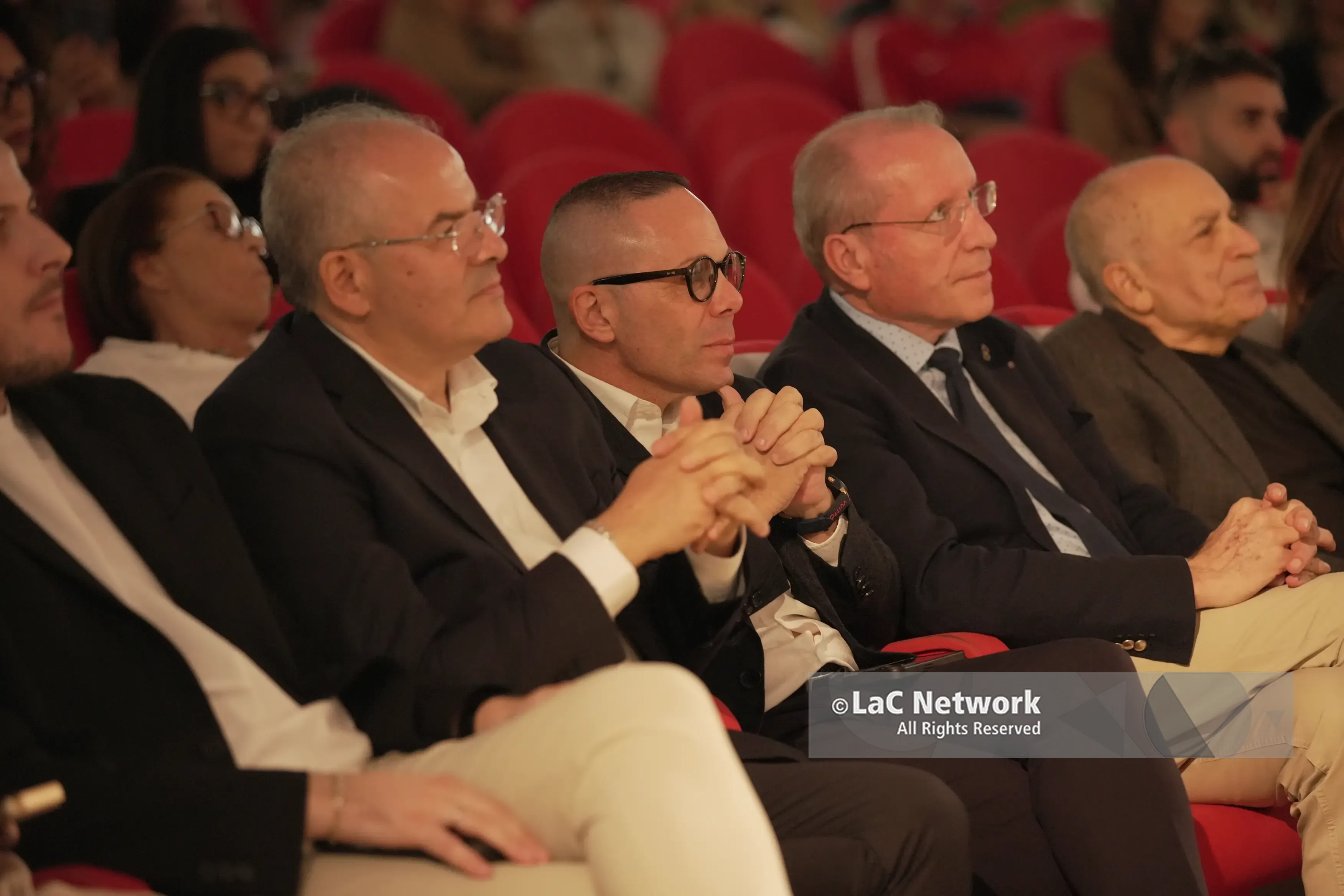 «Credere nella Calabria, investire e dare voce ai territori»:\u00A0la sfida di LaC raccontata al Premio Radici\n