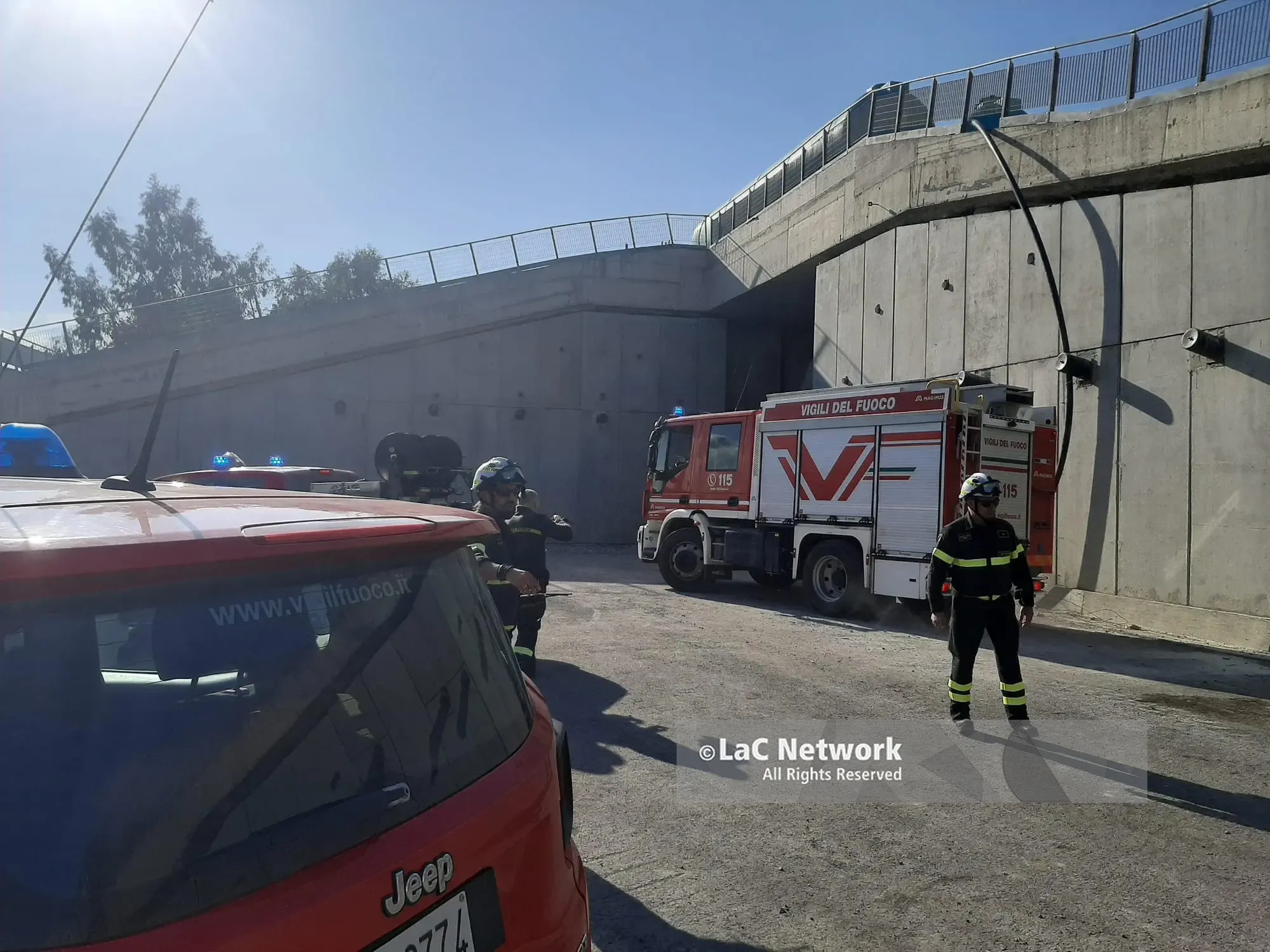 Vigili del Fuoco, esercitazione nella galleria della metropolitana a Germaneto\n